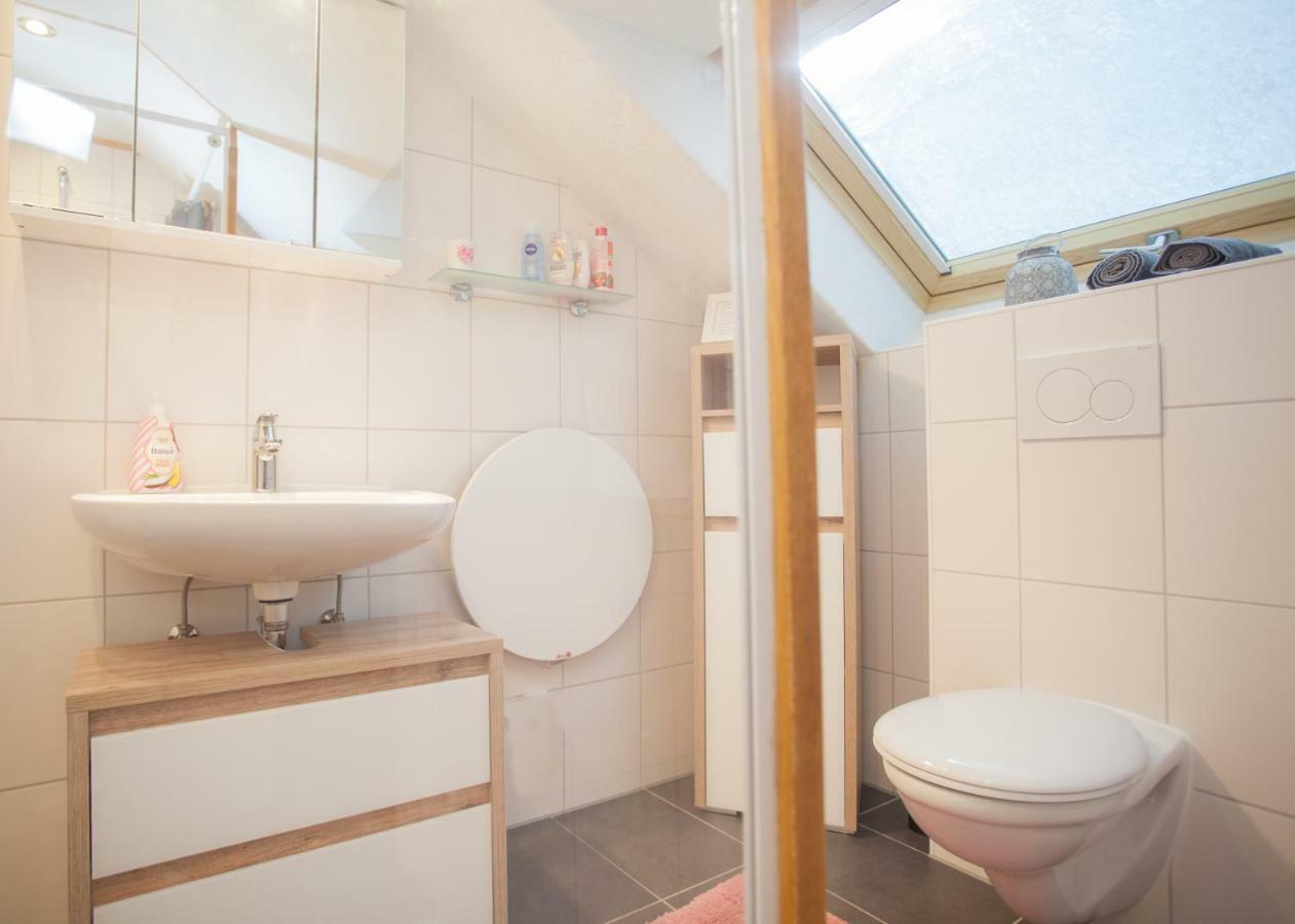 Wohlfuehloase Am Bikepark Und Skigebiet, 2 Schlafzimmer, Abschliessbarer Fahrradkeller Lägenhet Winterberg Exteriör bild